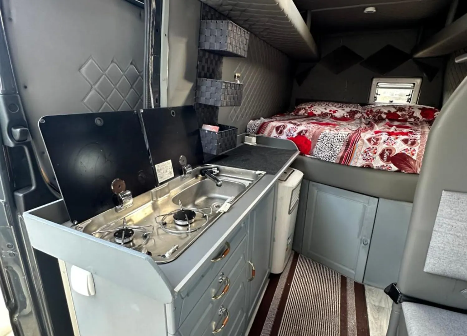Rent Van Luxury Sprinter Polisi i Vogel Κάμπινγκ